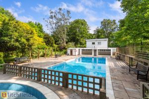 Swimming pool new- click for photo gallery